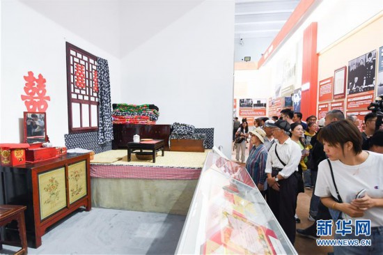（社會(huì)）（1）慶祝中華人民共和國(guó)成立70周年大型成就展向公眾開(kāi)放